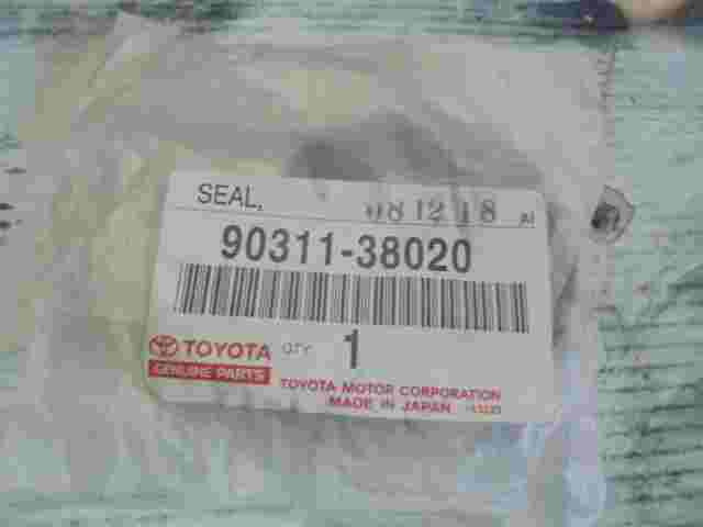 Oil Pump Seal  Toyota Camry Corolla 9031138020 90311-38020