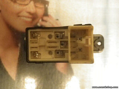 mando botonera elevalunas Hyundai 935753C010 9358026100 93580-26100 621W17520