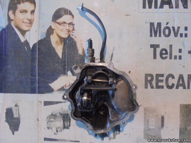 Bomba de vacío Mercedes-Benz W201 W210 W124 SsangYong Pierburg 0002303165