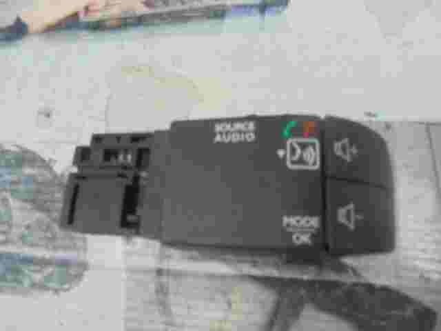 Radio interruptor de control Dacia Logan II 8200850420 8200 850 420