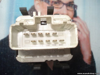 mando botonera elevalunas Renault Mégane Laguna Espace VEL Satis 015090 107119