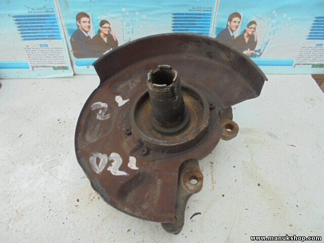 Mangueta buje delantero izquierdo Nissan 2389 ccm, 87 KW, 118 PS