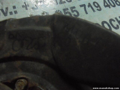 Mangueta buje delantero izquierdo Mitsubishi 4D56 4M40 4M41 6G72 6G74 MR374501