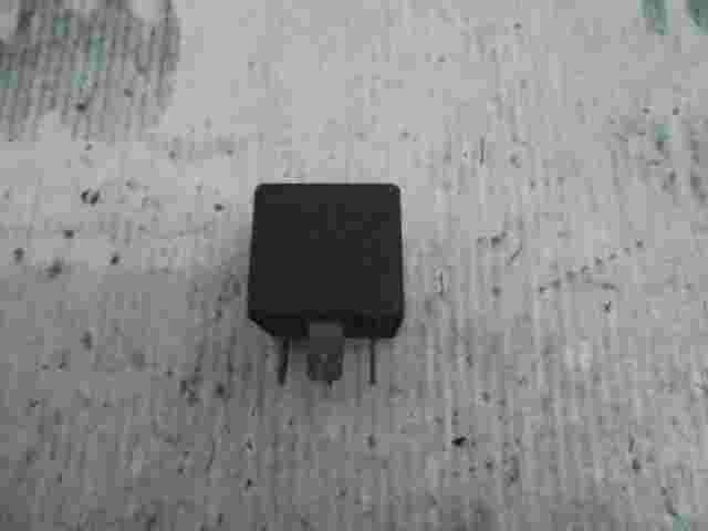 Relé  Opel Omega 0332014451 0 332 014 451 BOSCH 12V 30A