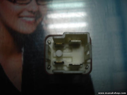 Relè Toyota Starlet Picnic 9098702006 90987-02006 DENSO 056700612 056700-612