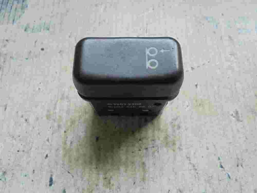 Interruptor Mercedes-Benz 0035458807 003 545 88 07 32032308 3203.2308