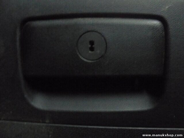 Guantera castillo Hyundai ix35 1.7 CRDi 84511-2Y000 845112Y000 84511 2Y000