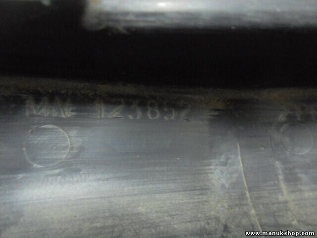 cubierta de la columna Mitsubishi L200 2.5 DID KB4T MN123852 MN 123852