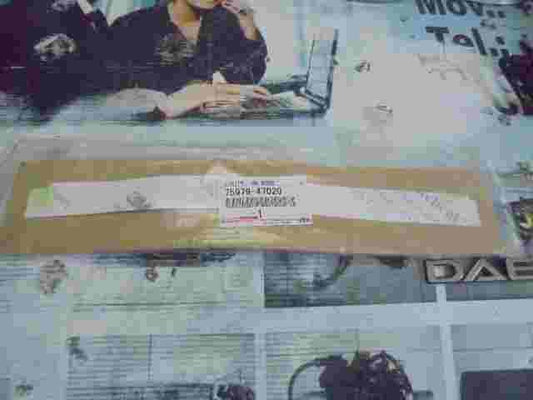 Rear Door Stripe  Toyota Prius 7597947020 75979-47020