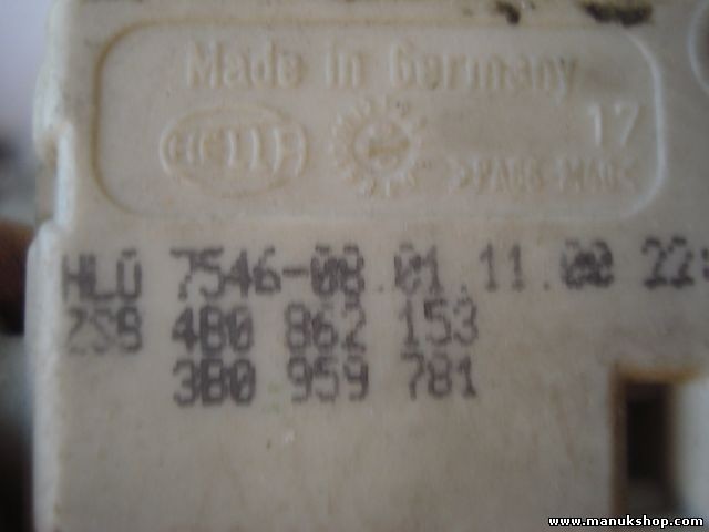 Cerradura actuador cierre centralizado de portón trasero VW Volkswagen 4B0862153