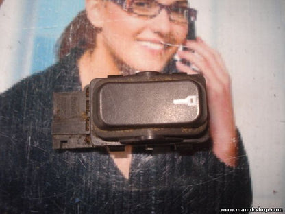 Interruptor del cierre centralizado Saab 9-5 4617593 W041K