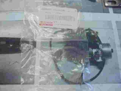 Supporto radiatore cuscino Toyota Land Cruiser Lexus GX 470 GX460 1653350090.