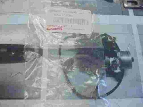 Supporto radiatore cuscino Toyota Land Cruiser Lexus GX 470 GX460 1653350090.