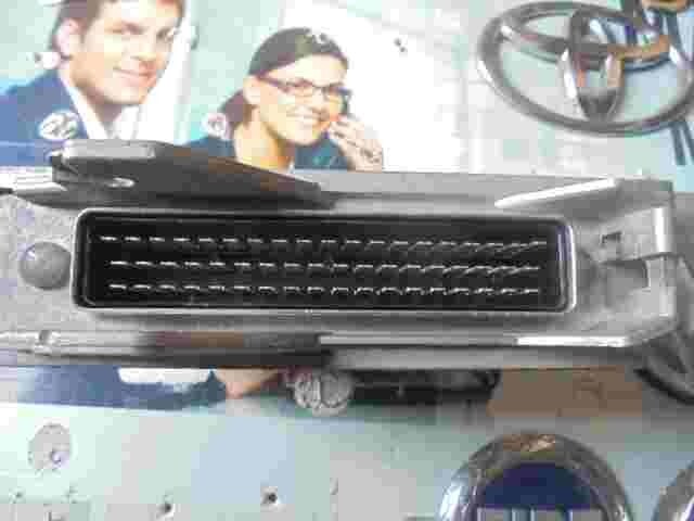 Centralita Mercedes C-CLASS W202 4ZYL DIESEL A0175454632 LUCAS R04010009A