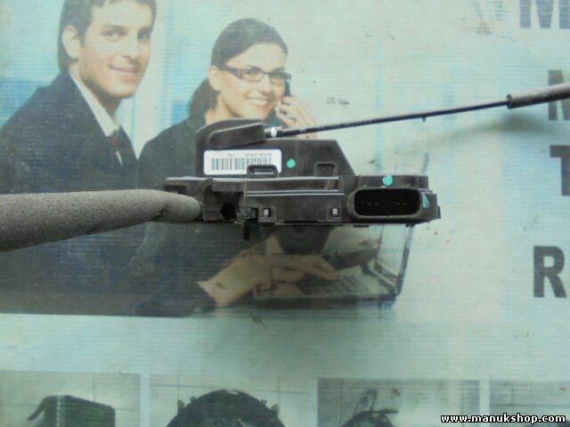 Serratura porta posteriore destra Hyundai ix35 814202Y010 81420-2Y010 81420 2...