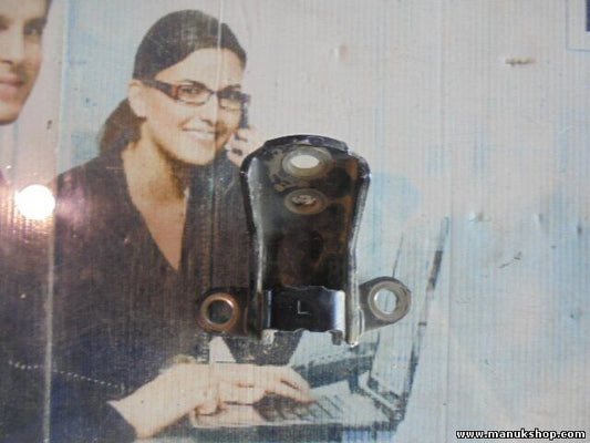 Bisagra de la puerta trasera derecha abajo Nissan Patrol GR I Y60 85 KW, 116 PS