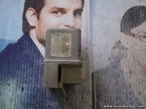 Recocido controlador Glow relé enchufe Nissan MR8B1571 MR8B1-571 2523018G00