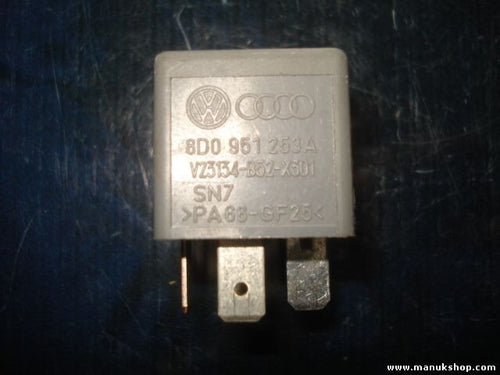 Nebbia relè Volkswagen Audi 8D0 951 253 A 8D0951253A 8DO951253A V23134-B52-X301
