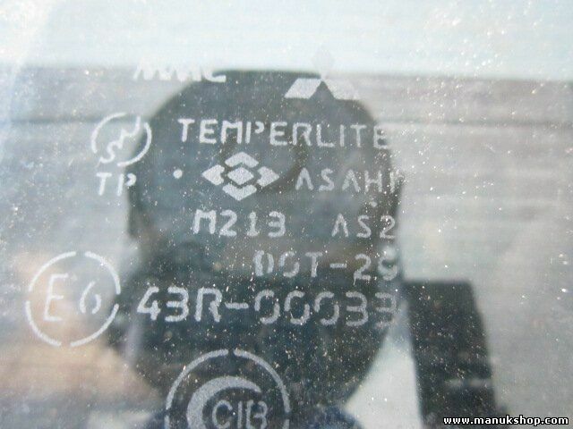 Triángulo Cristal trasero derecha Mitsubishi   Pajero Montero 2 43R00033 