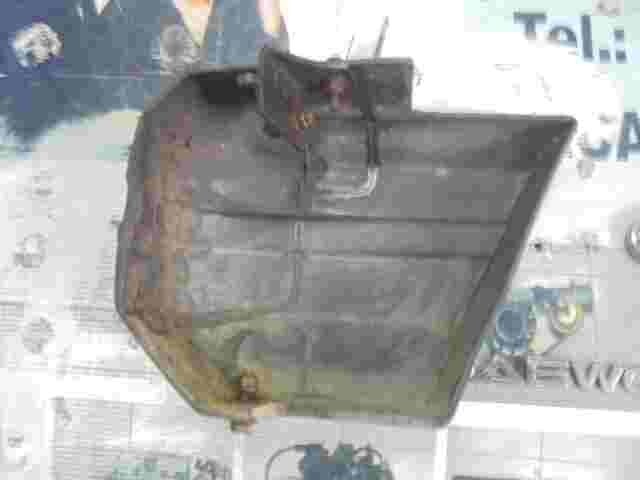 Lato paraurti Jeep Cherokee XJ 2.5 SE RH 1996/10-1999/09 8952000178 8343 MM 0...