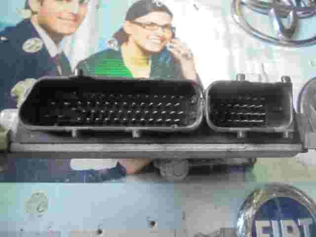 Centralina Audi A3 038906018AJ 038 906 018 AJ 28SA3306 BOSCH 0281001694