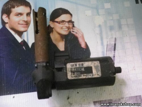 El asiento del motor Jeep Grand Cherokee I ZJ 4.0i  882494  5709790 Vertical