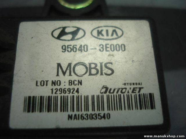 Sensor guiñada Kia Sorento 2,5CRDi 956403E000 95640-3E000 BCN 1296924