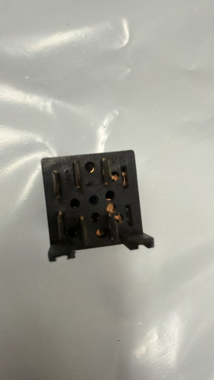 Interruptor Recirculación del aire en el climatizador Citroen Saxo DAV