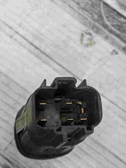 Niebla interruptor  Fiesta Maverick XS6T15K237AA D3LOATRWPA6GF30  TRW PA6-GF30