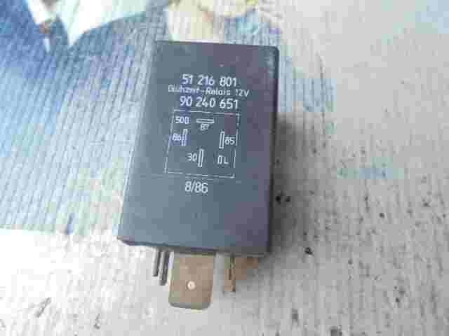 Relè candela a incandescenza Volvo 340-360 90240651 51216801 12 V
