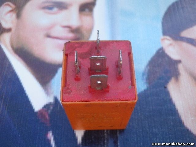 Relè finestrino posteriore Peugeot Citroen 73906612 961987918000 655574