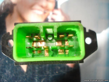 Interruptor de emergencia warning Mitsubishi Colt V Niles 06902