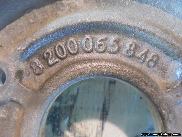 Soporte de la bomba de inyección Renault Kangoo Laguna Megane 1.9 DCI 75KW 82000