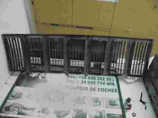 Parrilla rejilla frontal delantera Jeep SEM65TRM SEM 65 TRM 55055150 ABS
