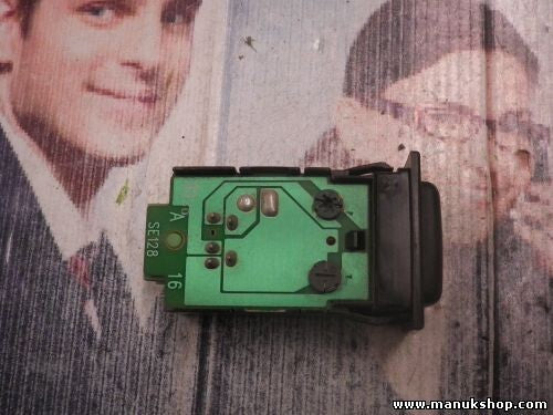 Interruptor Luneta Trasera Desempañador Suzuki Grand Vitara 1 SE128 A16 3326