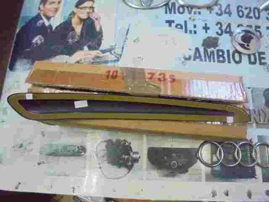 Moldura Toyota Verso PZ415E852502 PZ415-E8525-02 TD400201640000P