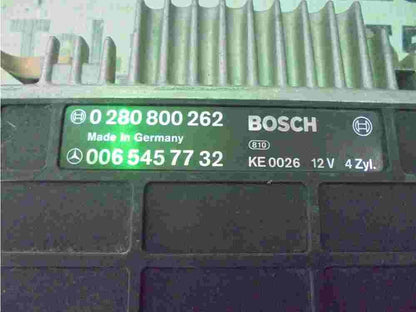 Centralita  Mercedes-Benz W124 W201 0065457732 KE0026 4Zyl. BOSCH 0280800262