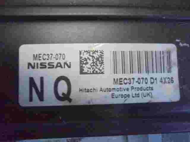 Centralita  Nissan Primera Hitachi NQ MEC37070 MEC37-070 MEC37070D14X26