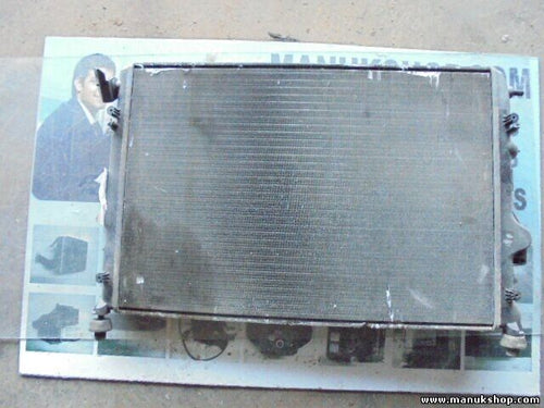 Radiador de agua Renault 75 KW 1999 8200062691 8200189286 8200189288