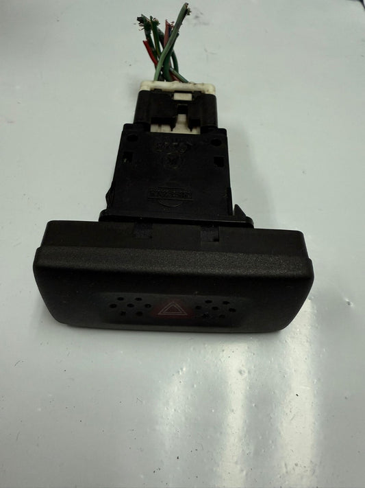Interruptor de emergencia Nissan Terrano Primera LK 252909F500 25290-9F500 .
