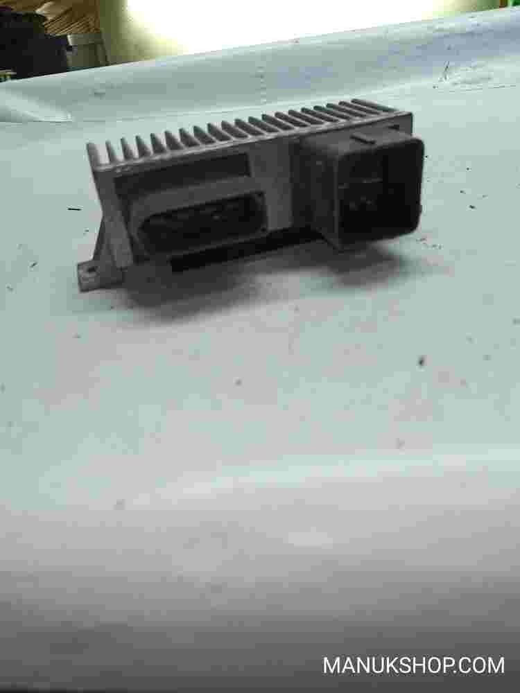 Recocido controlador Glow relé enchufe Renault Master Trafic 271206395R PBCS812