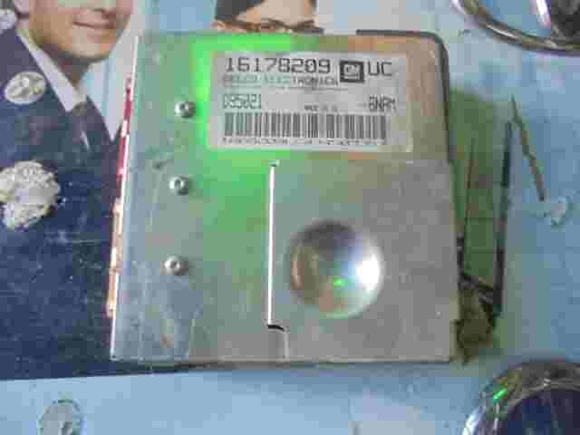 Centralita Opel Corsa B 1.6 Tigra GM 16178209 DELCO D95021 BNAM