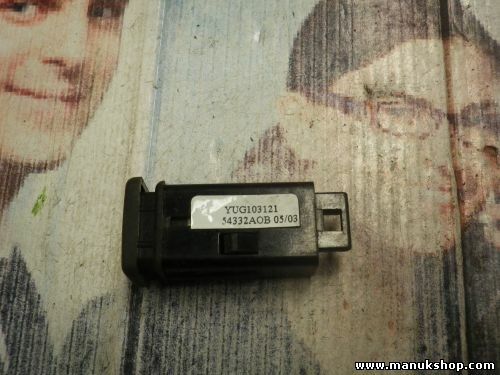 Interruptor del cierre centralizado Land Rover Freelander 1 YUG103121 54332AOB