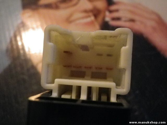 mando botonera elevalunas Nissan Almera N15 1220N