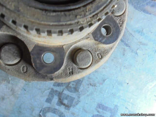 Mangueta rueda Nissan Pickup 25Z5779135 25Z 57 79 135