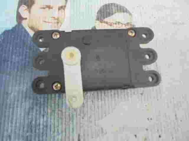 Calefacción actuador  Mazda 323 GA70IBCIN6G GA70IBCIN-6G 2005037