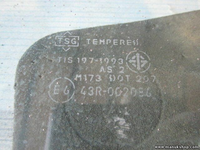 Cristal de la puerta trasero izquierdo Mitsubishi L200 43R002086 DOT207 M173 AS2