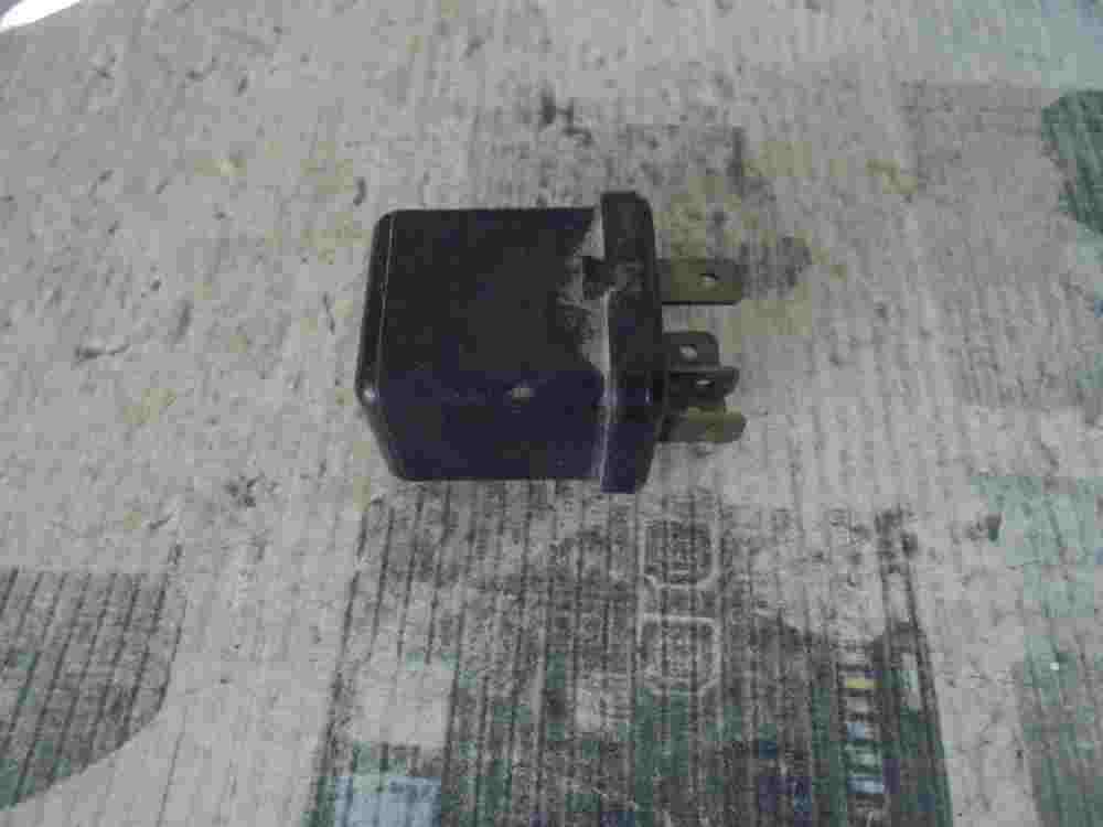 Relè Nissan NILES 25230C9905 12V o 11