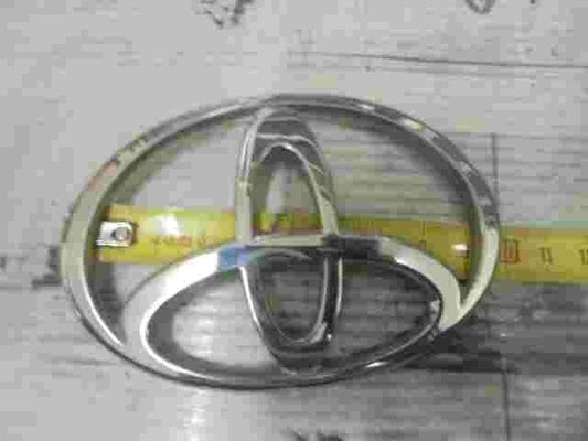 Emblema trasero  Toyota 609T