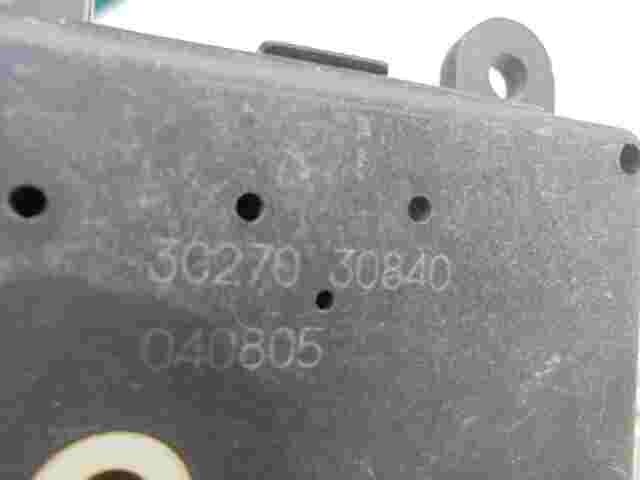Calefacción actuador Nissan Almera Tino 3027030840 30270 30840 040805